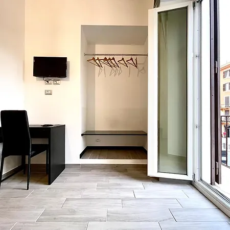 Colosseum Guest House-3